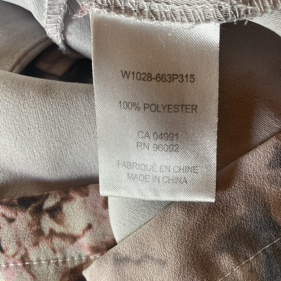 EUC Ladies sleeveless top - Picture 5 of 5